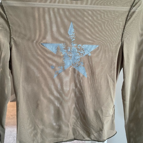 Vintage crop top. - Picture 4 of 4